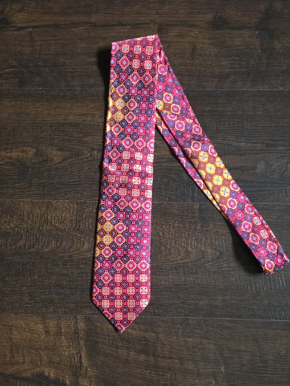 Pink Geometric Men's Tie - Classic Pattern